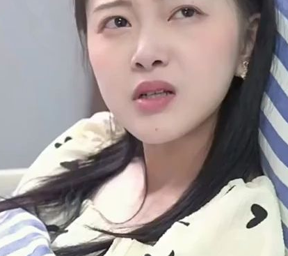 怀孕后，渣老板每天都想拿掉我的崽 第03集